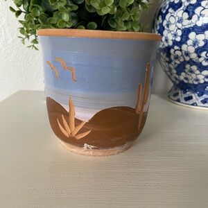 Vintage Gordon Artisnal Handmade Pottery Southwestern Style  Planter 4.75”x4.5”